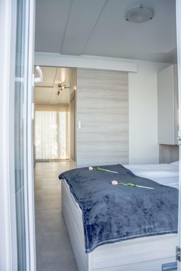 Floating House - Marina Relax Villa Portoroz Exterior photo