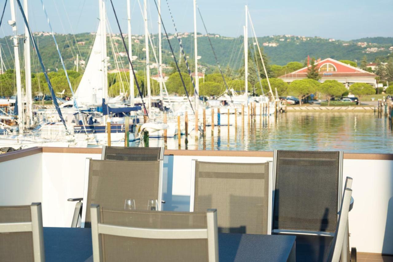 Floating House - Marina Relax Villa Portoroz Exterior photo
